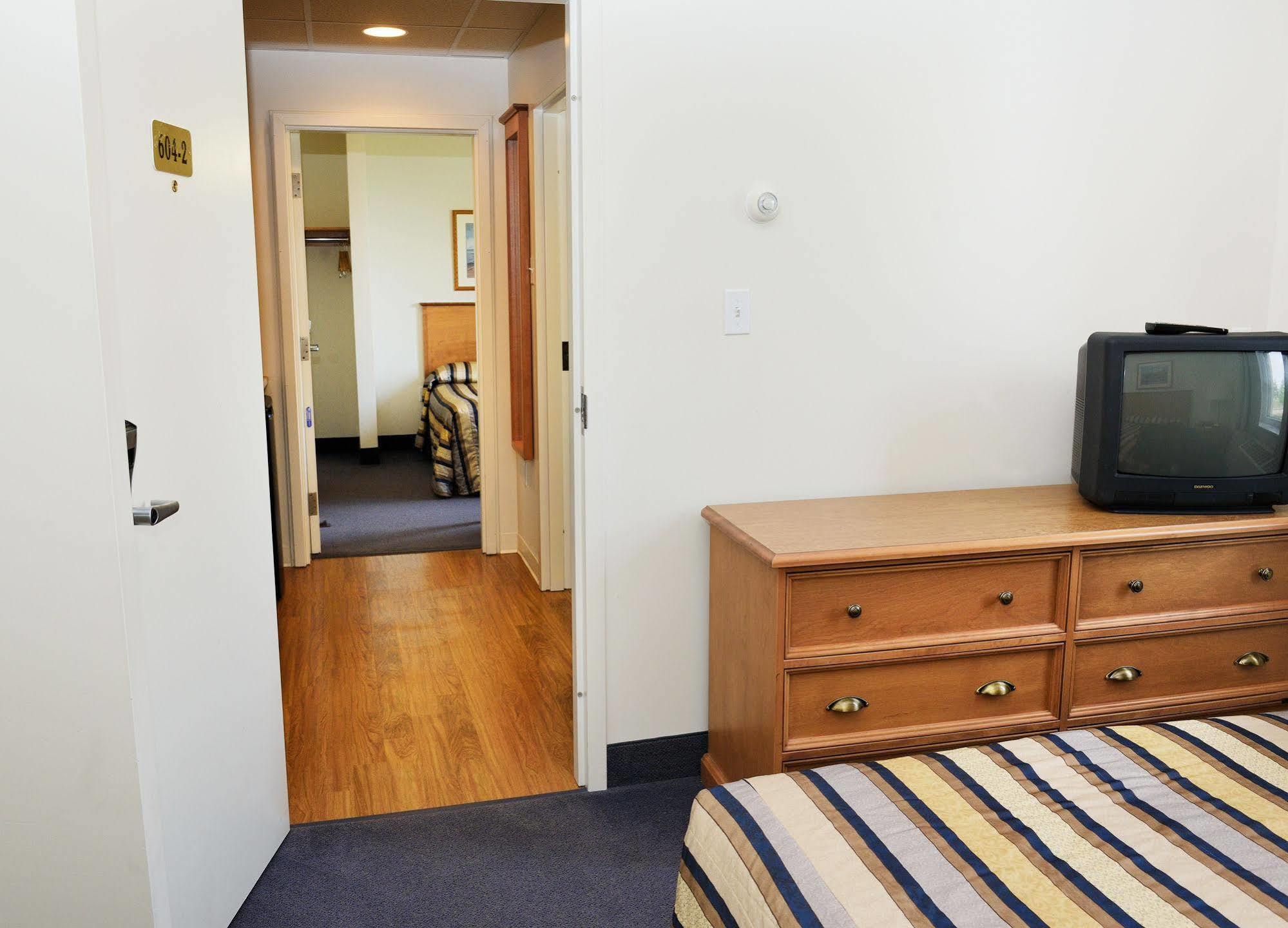 Slemon Park & Conference Centre 3* Summerside